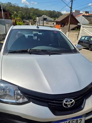 TOYOTA ETIOS 1.3 X 16V FLEX 4P AUTOMÁTICO TOYOTA ETIOS 1.3 X 16V FLEX 4P AUTOMÁTICO